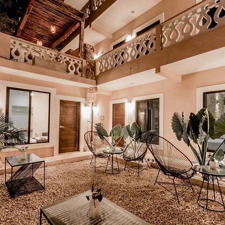 Hotel Colonial Zaci By Guruhotel فالادوليد المظهر الخارجي الصورة