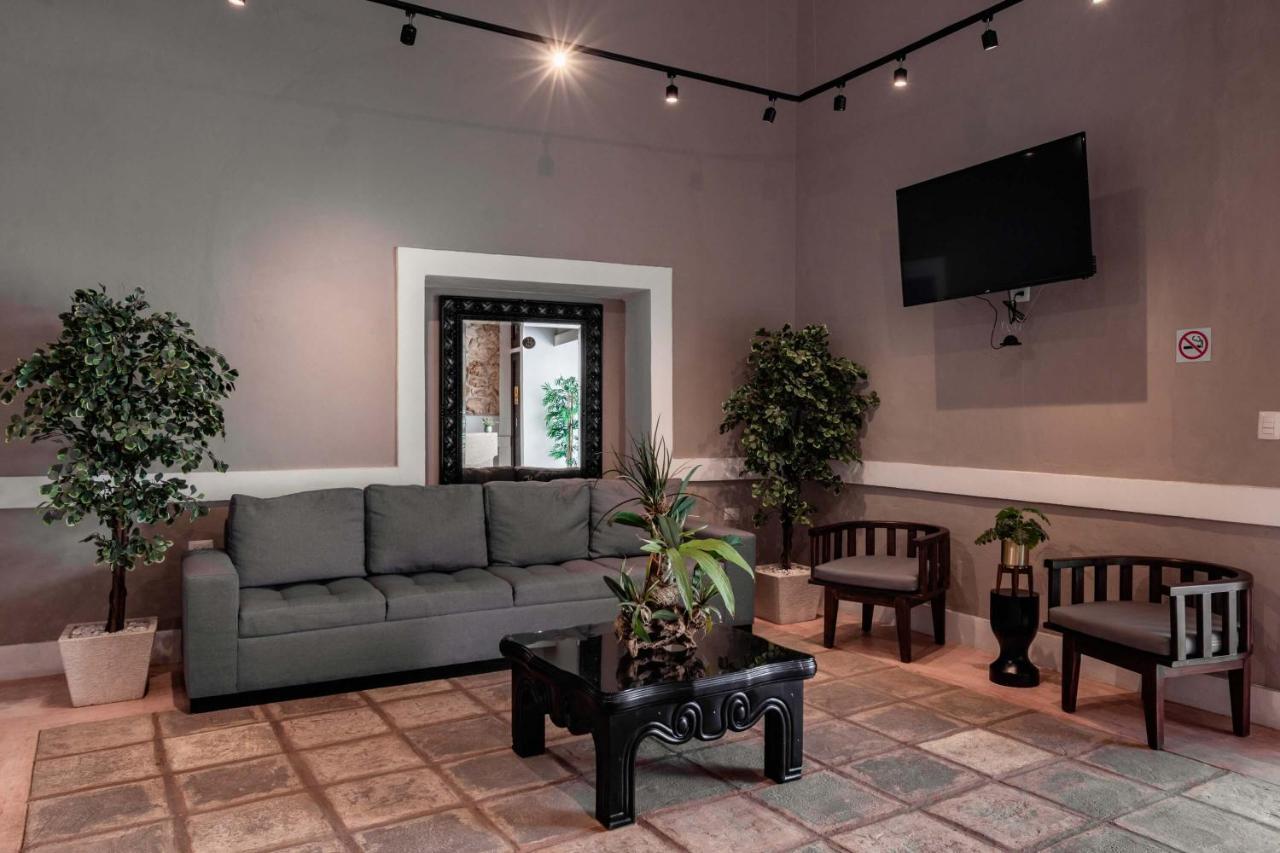 Hotel Colonial Zaci By Guruhotel فالادوليد المظهر الخارجي الصورة